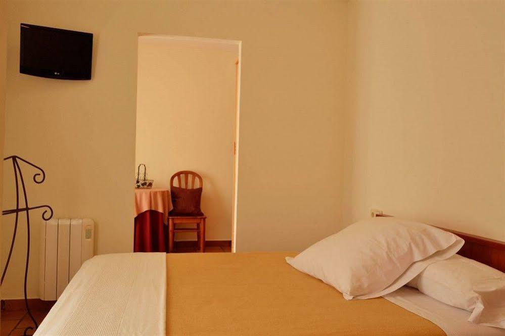 Hostal Jp Y Estudios Sangüesa Exteriör bild