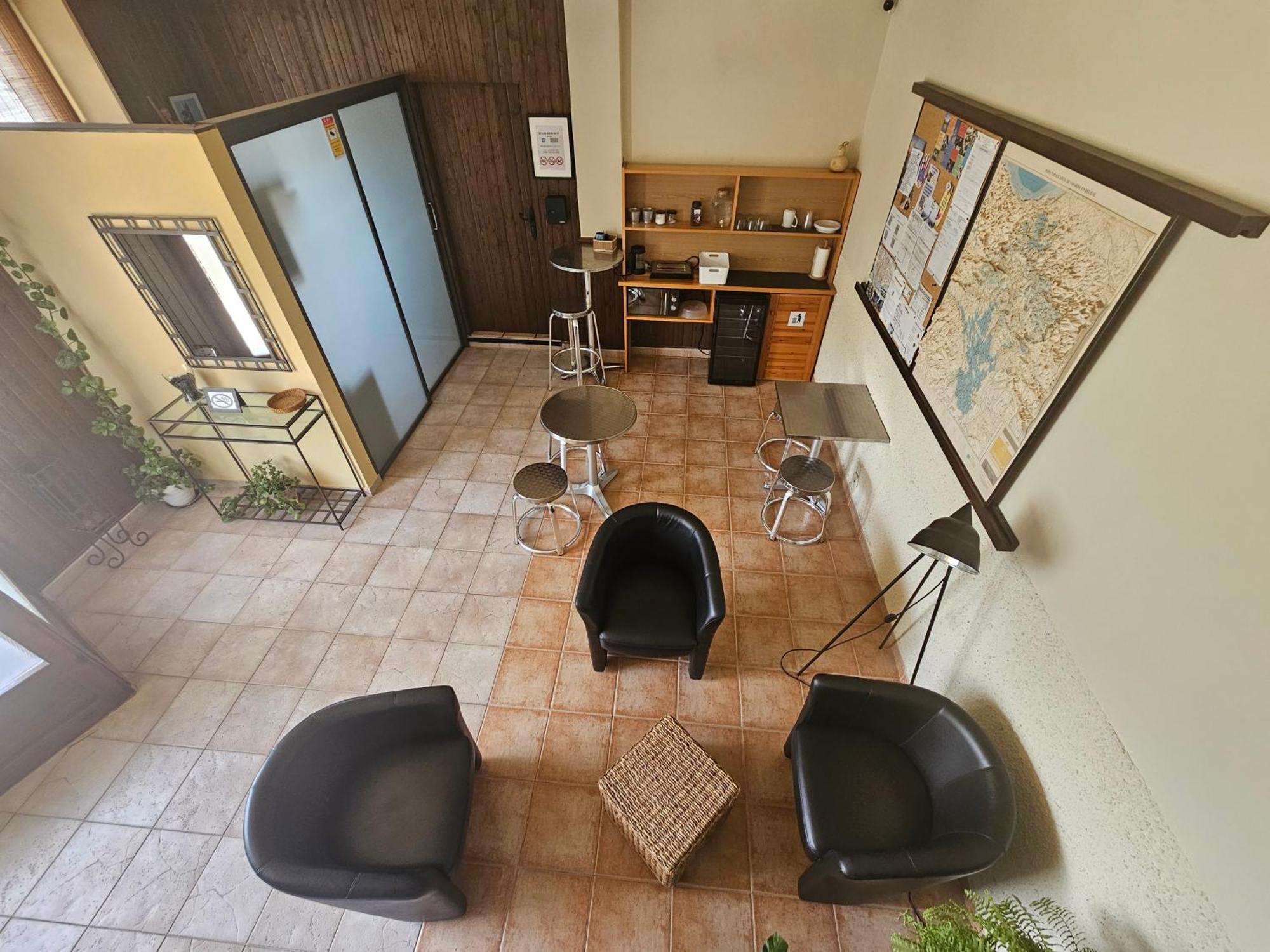 Hostal Jp Y Estudios Sangüesa Exteriör bild
